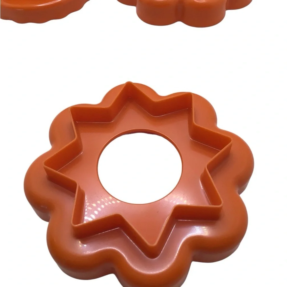 Vintage Tupperware Orange Nesting Cookie Cutters Set of 3 Flower Shapes